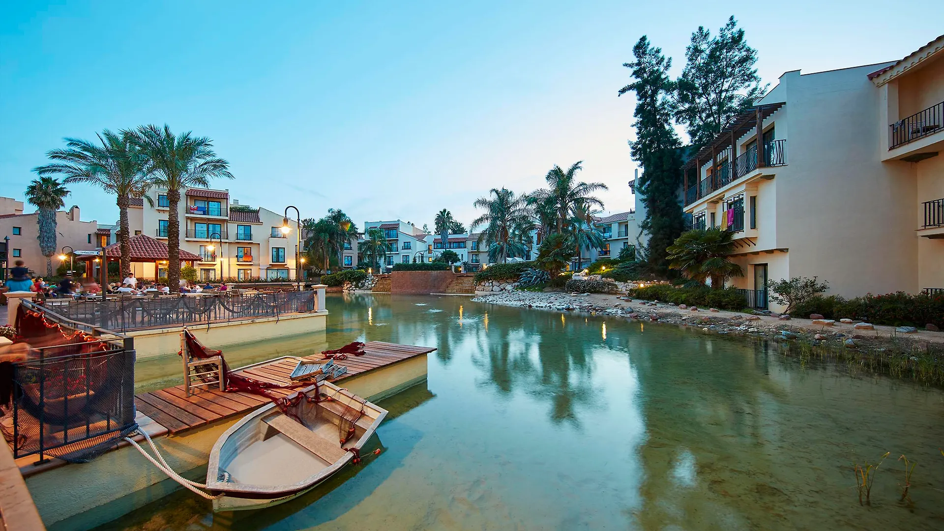 PortAventura Hotel: Theme Park Access Included Salou Spain