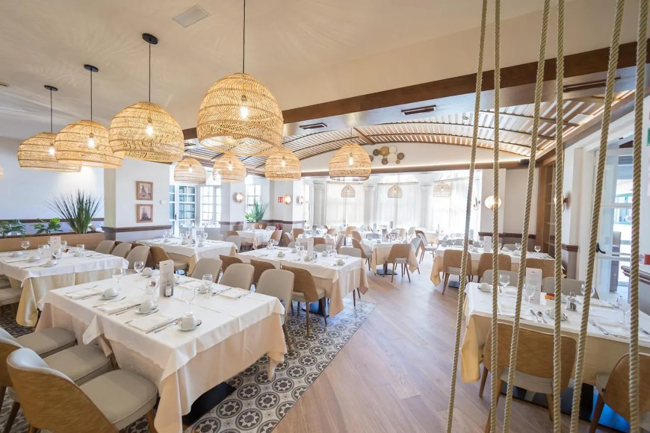 PortAventura Hotel: Theme Park Access Included Salou Hotel