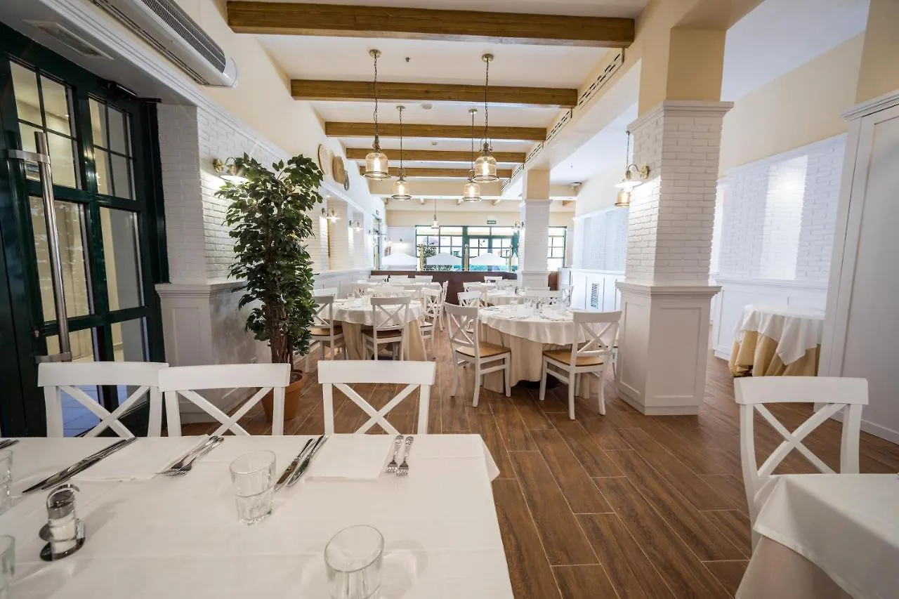 PortAventura Hotel: Theme Park Access Included Salou