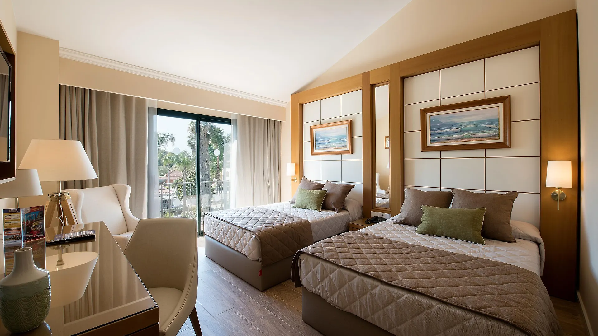 Portaventura Hotel Portaventura - Includes Unlimited Access To Portaventura Park & 1 Access To Ferrari Land سالو إسبانيا